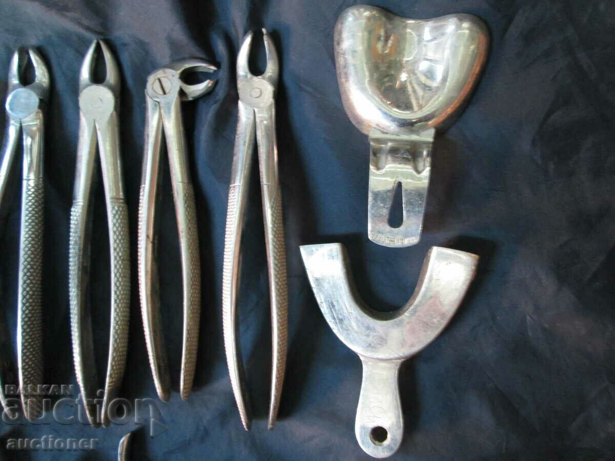 Auction OLD DENTAL INSTRUMENTS-9 PIECES Auction OLD DENTAL INSTRUMENTS-9 PIECES