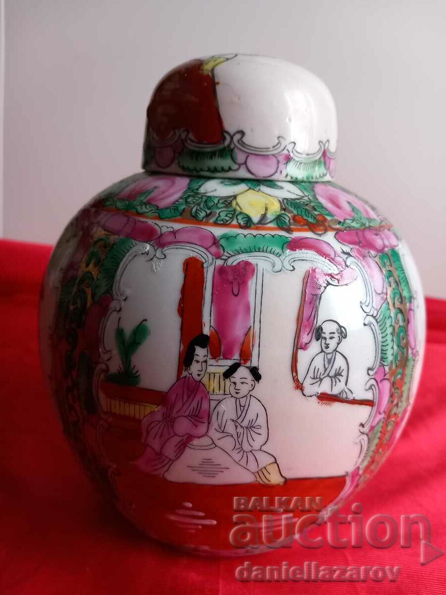 Auction Old Chinese Urn, Ginger Jar, ,Vase MARKED! Auction Old Chinese Urn, Ginger Jar, ,Vase MARKED!