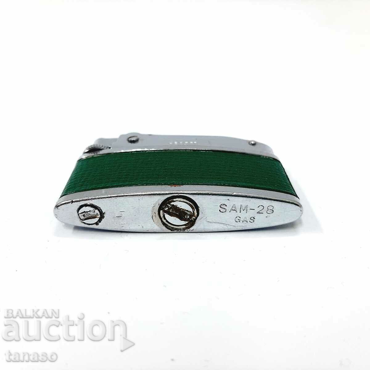 Old gas lighter Hudson, Japan(12.4) with price 45.00 BGN | € 23.01