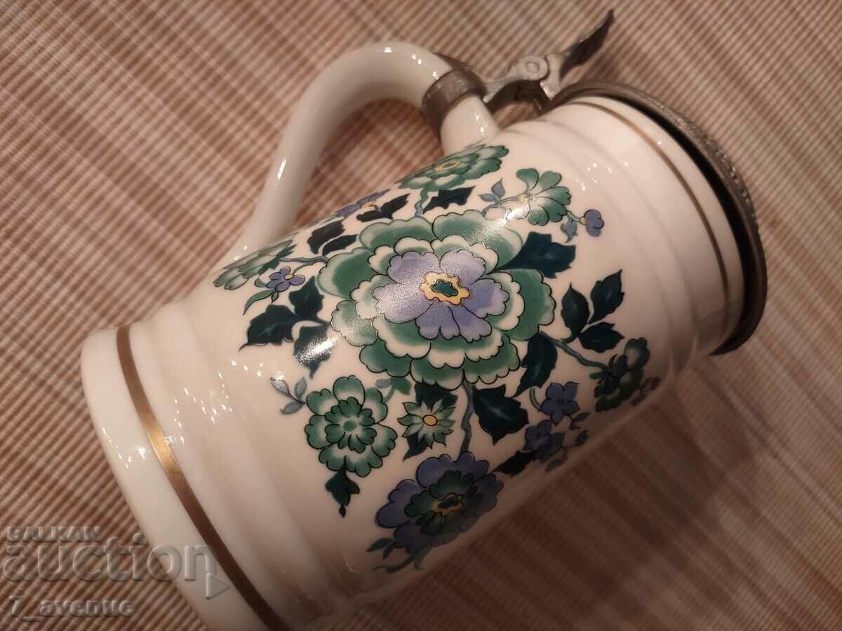 Nice old German mug with metal lid, 6.01.24 with price 120.00 BGN | € 61.36 Nice old German mug with metal lid, 6.01.24 with price 120.00 BGN | € 61.36