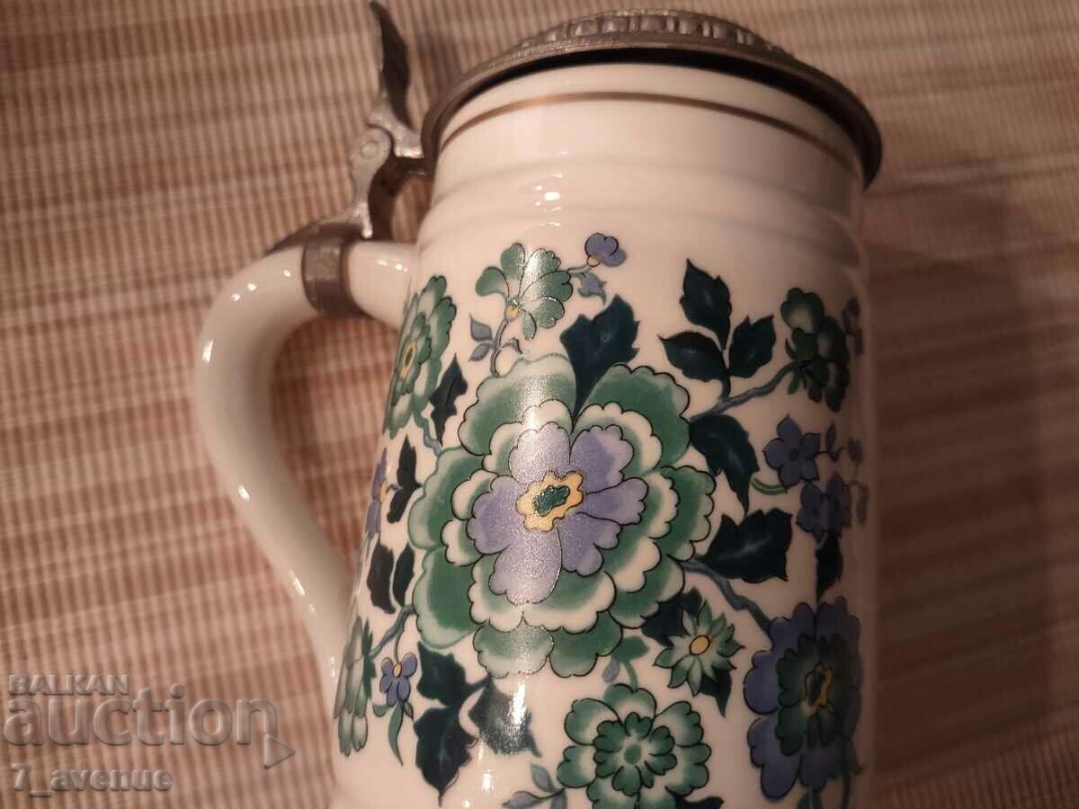 Auction Nice old German mug with metal lid, 6.01.24 Auction Nice old German mug with metal lid, 6.01.24