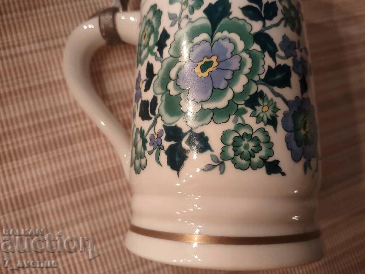 Delivery of Nice old German mug with metal lid, 6.01.24 Delivery of Nice old German mug with metal lid, 6.01.24