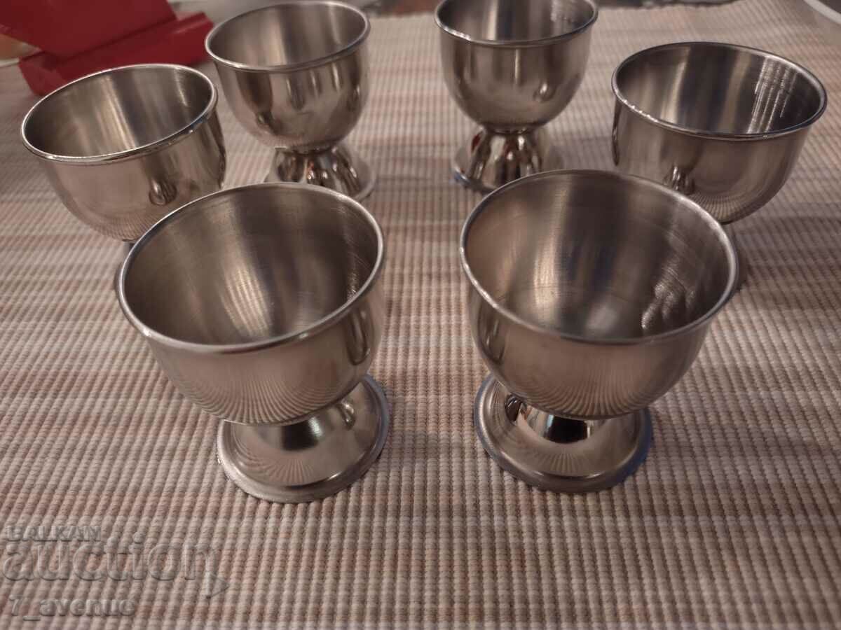 Old metal cups, possibly for eggs, for rakia, social era 6.01.24 with price 50.00 BGN | € 25.56 Old metal cups, possibly for eggs, for rakia, social era 6.01.24 with price 50.00 BGN | € 25.56