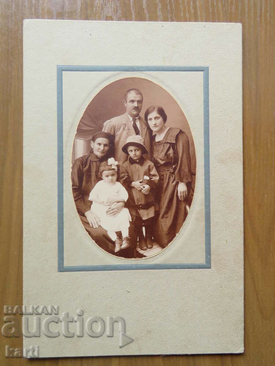 OLD PHOTO - CARDBOARD - LARGE with price 19.99 BGN | € 10.22 OLD PHOTO - CARDBOARD - LARGE with price 19.99 BGN | € 10.22