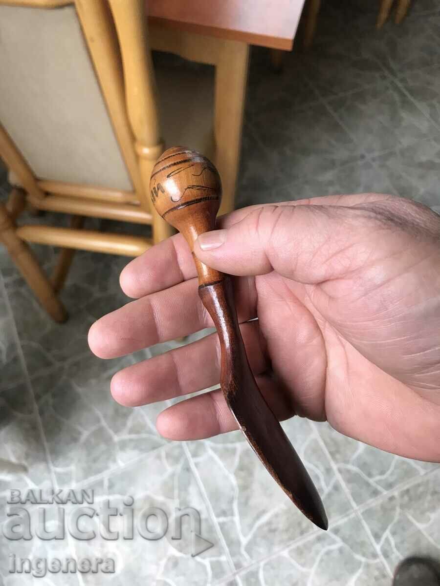 SHOES ANTIQUE WOOD COLLECTIBLE-RUSSIA with price 18.00 BGN | € 9.20