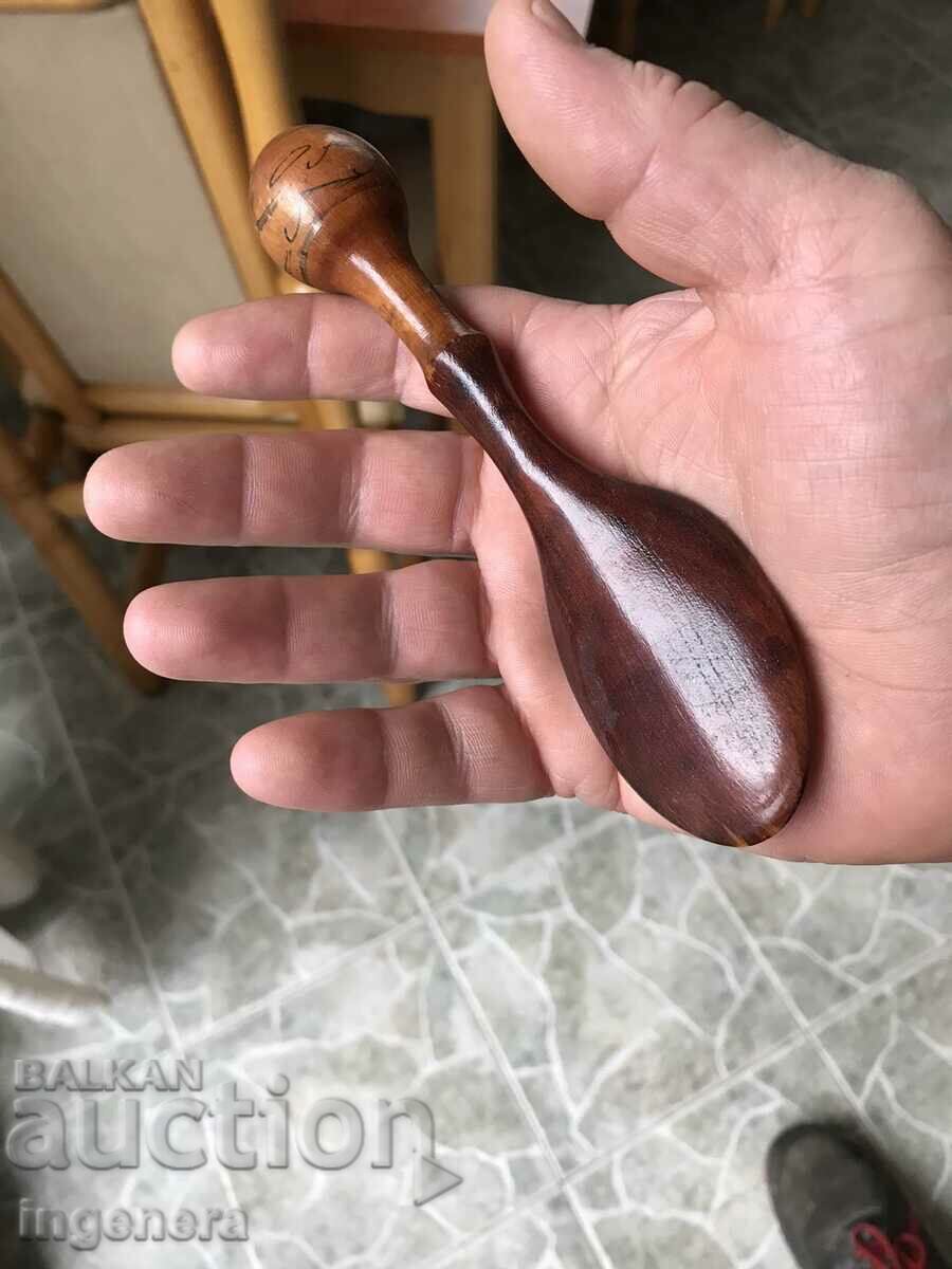 Delivery of SHOES ANTIQUE WOOD COLLECTIBLE-RUSSIA