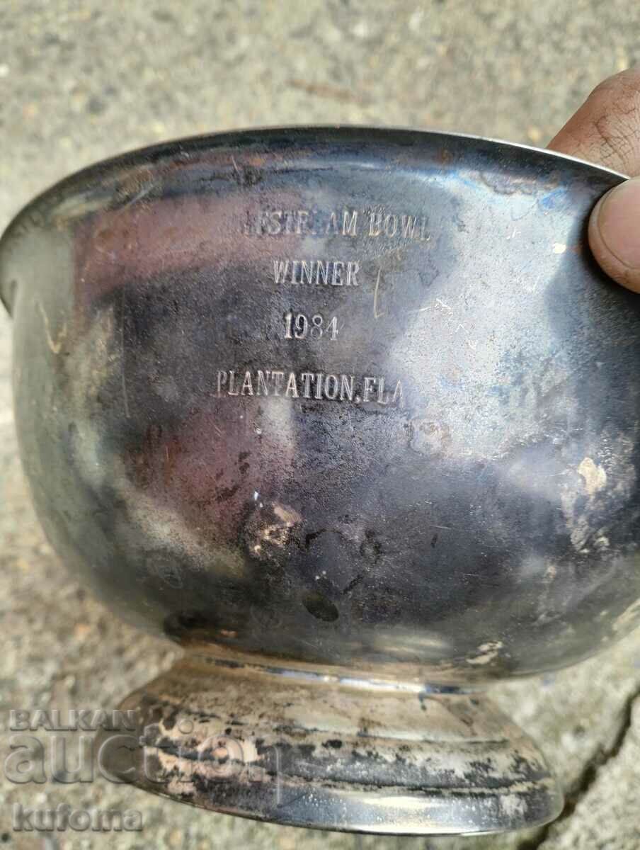 Επιχρυσωμένο μπολ με τιμή 44.99 BGN | € 23.00 Επιχρυσωμένο μπολ με τιμή 44.99 BGN | € 23.00