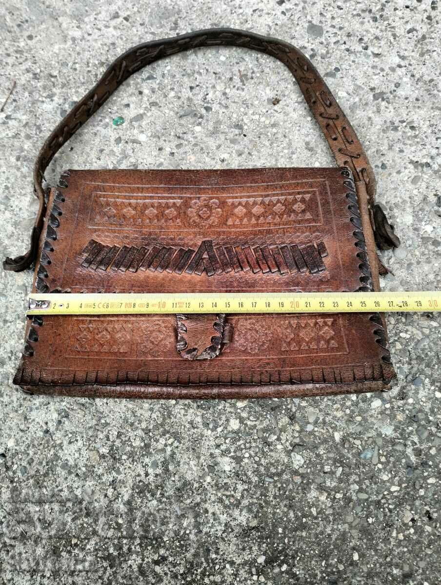 Auction  Old genuine leather handbag
