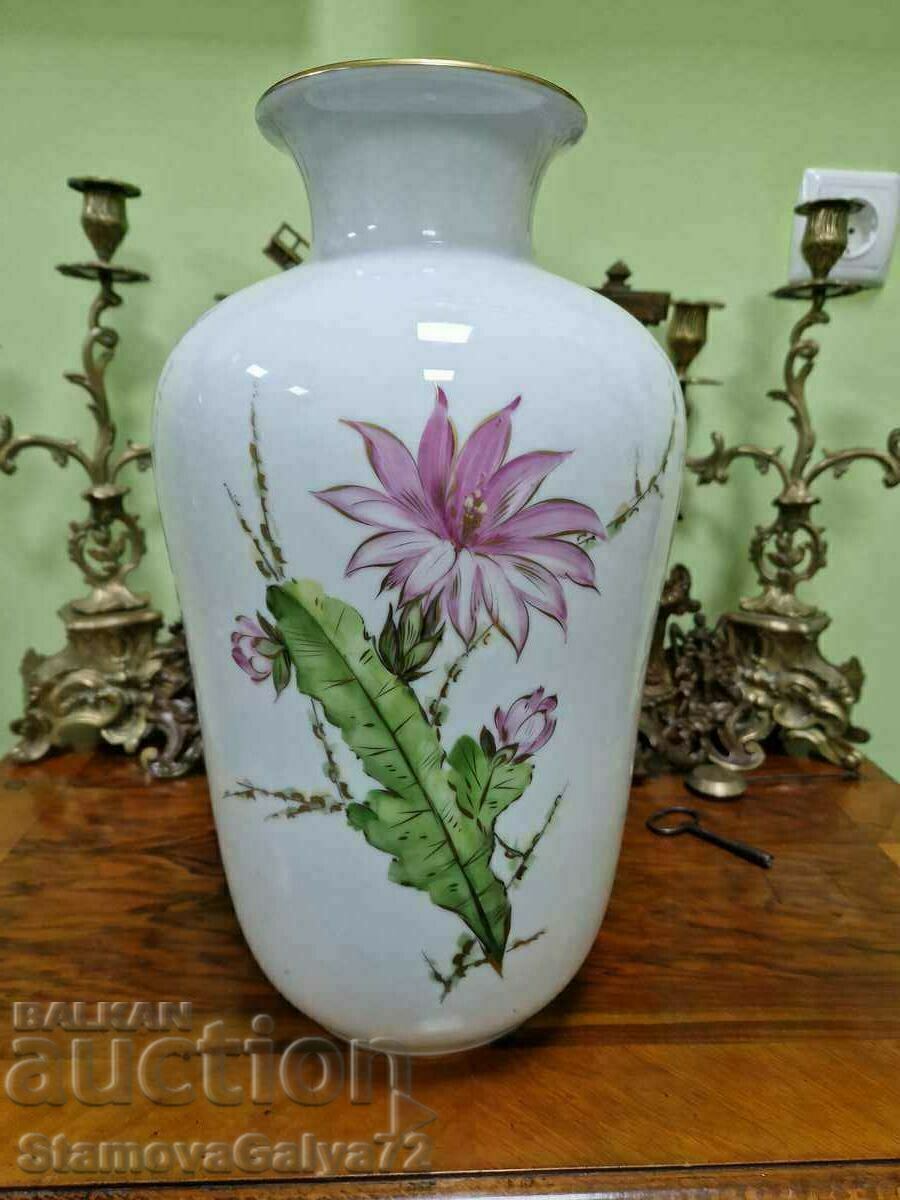Delivery of Unique Large Antique German Rosenthal Porcelain Vase Delivery of Unique Large Antique German Rosenthal Porcelain Vase