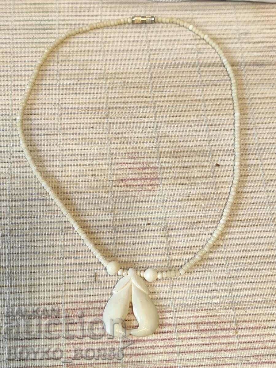 Antique Women's Necklace with price 35.00 BGN | € 17.90 Antique Women's Necklace with price 35.00 BGN | € 17.90