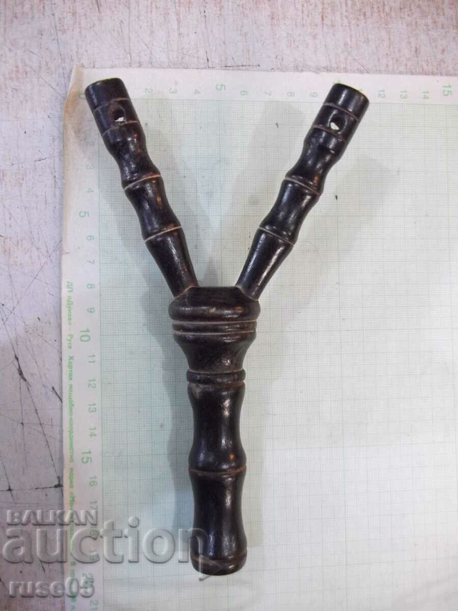 Wooden slingshot with price 5.00 BGN | € 2.56 Wooden slingshot with price 5.00 BGN | € 2.56