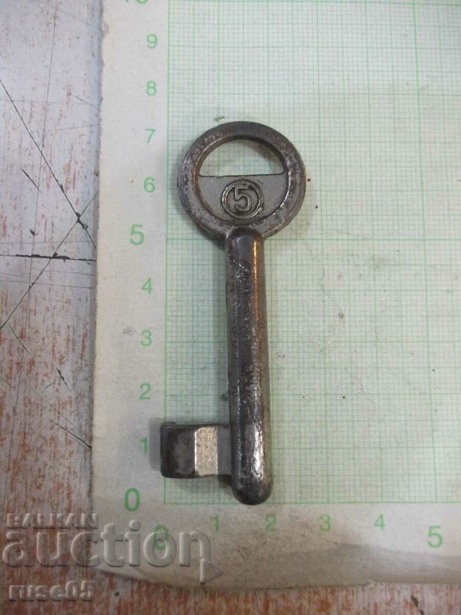 Key No. 5 old for a lock