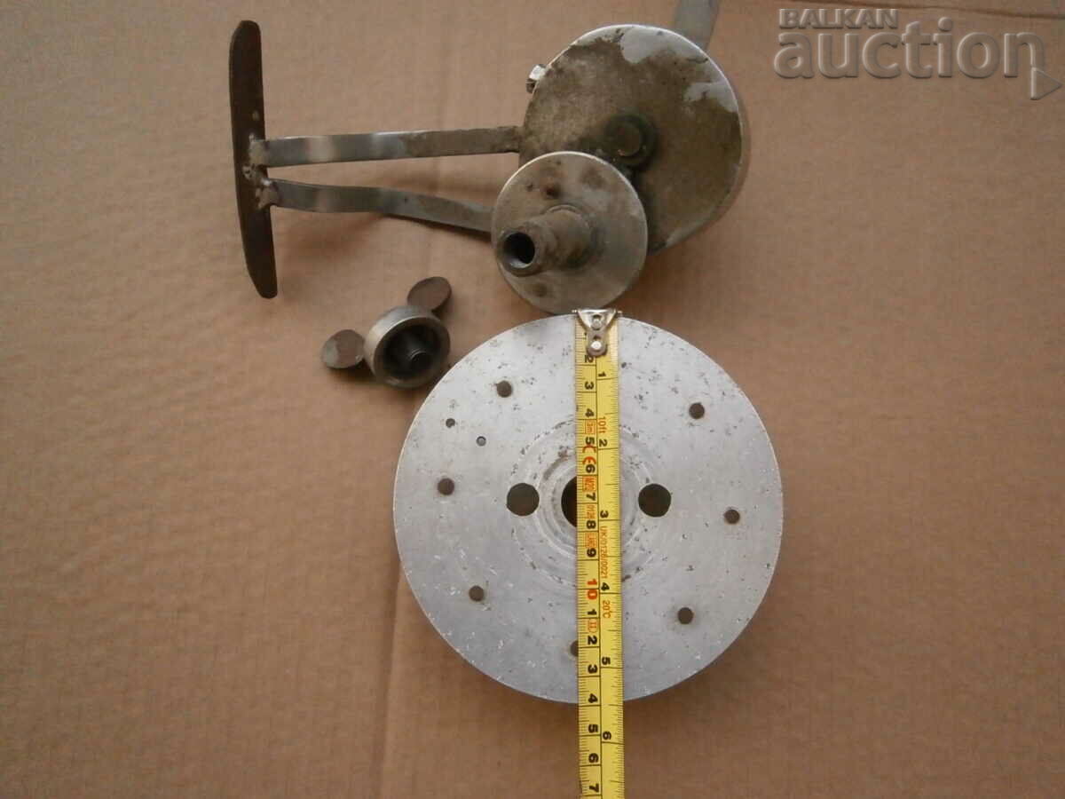 huge catfish fishing reel - 5