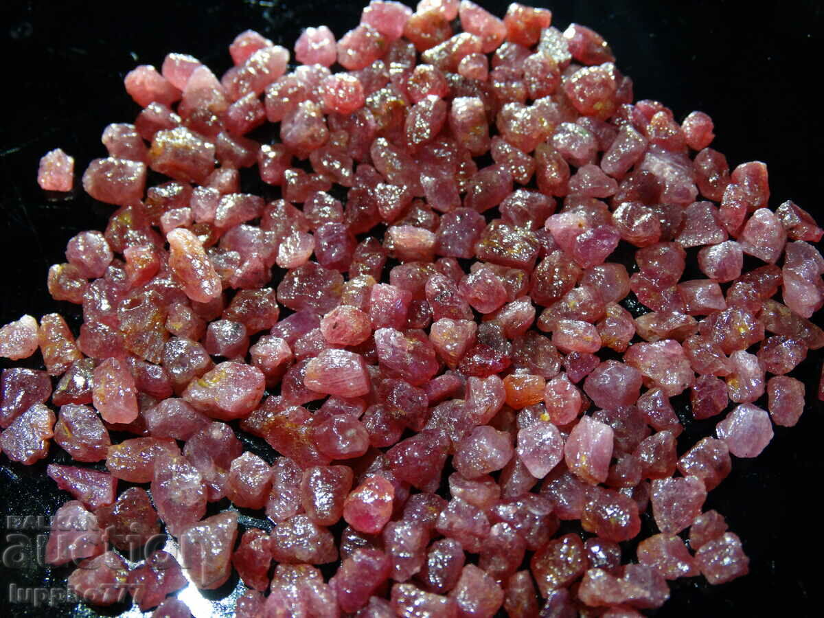 Delivery of natural ruby corundum facet quality 225 carats 80pcs +lot