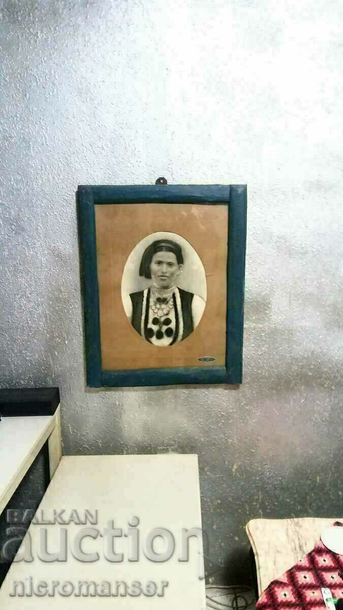 Renaissance photo in original frame.