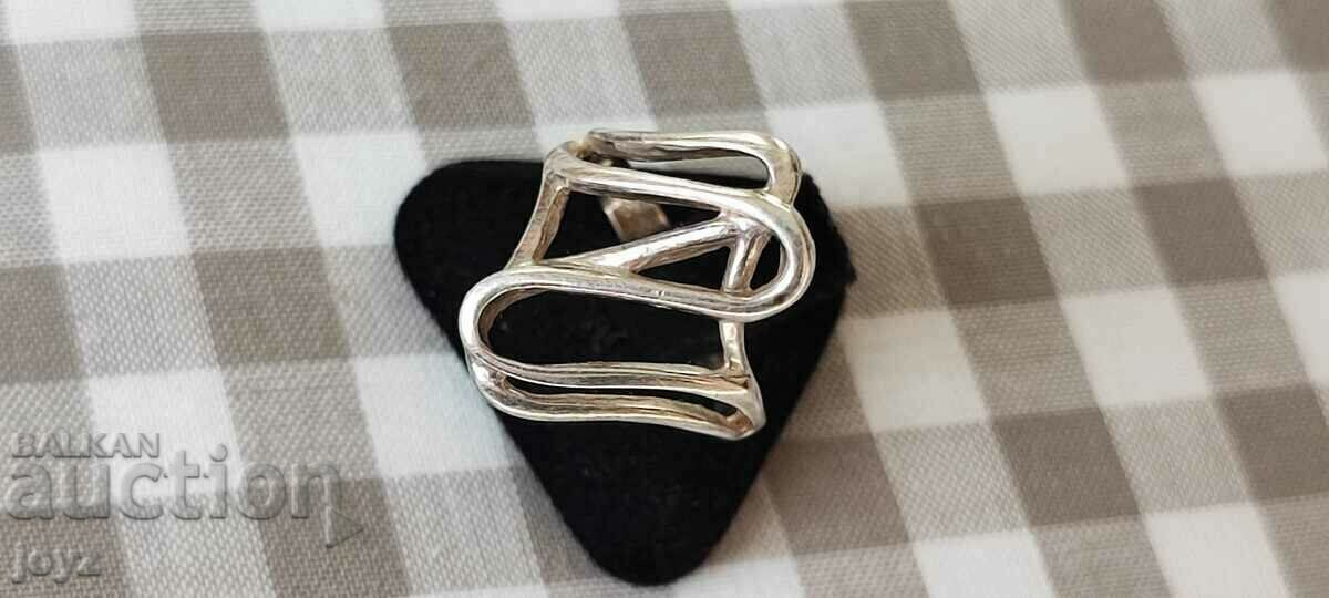 Delivery of SILVER RING 3.68 GRAMS/ SAMPLING 925 Delivery of SILVER RING 3.68 GRAMS/ SAMPLING 925