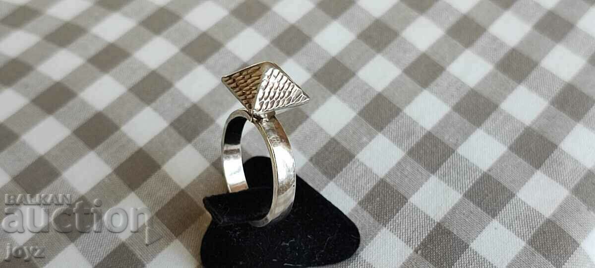 SILVER RING 4.45 GRAMS/ SAMPLE 925 with price 17.99 BGN | € 9.20 SILVER RING 4.45 GRAMS/ SAMPLE 925 with price 17.99 BGN | € 9.20