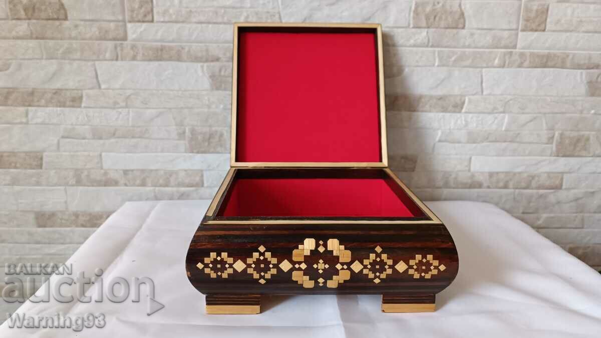 Old wooden jewelry box - decorated with veneer - #1 - 7 Old wooden jewelry box - decorated with veneer - #1 - 7