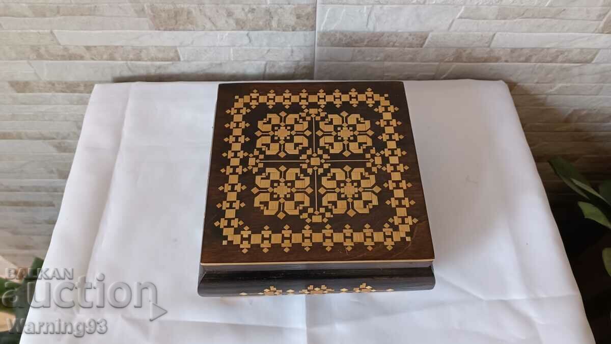 Old wooden jewelry box - decorated with veneer - #1 with price € 32.00 | 62.59 BGN