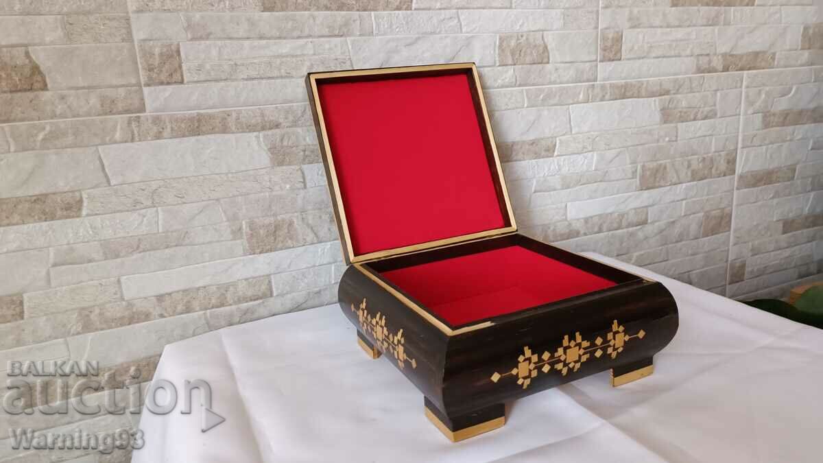 Old wooden jewelry box - decorated with veneer - #1 - 7 Old wooden jewelry box - decorated with veneer - #1 - 7