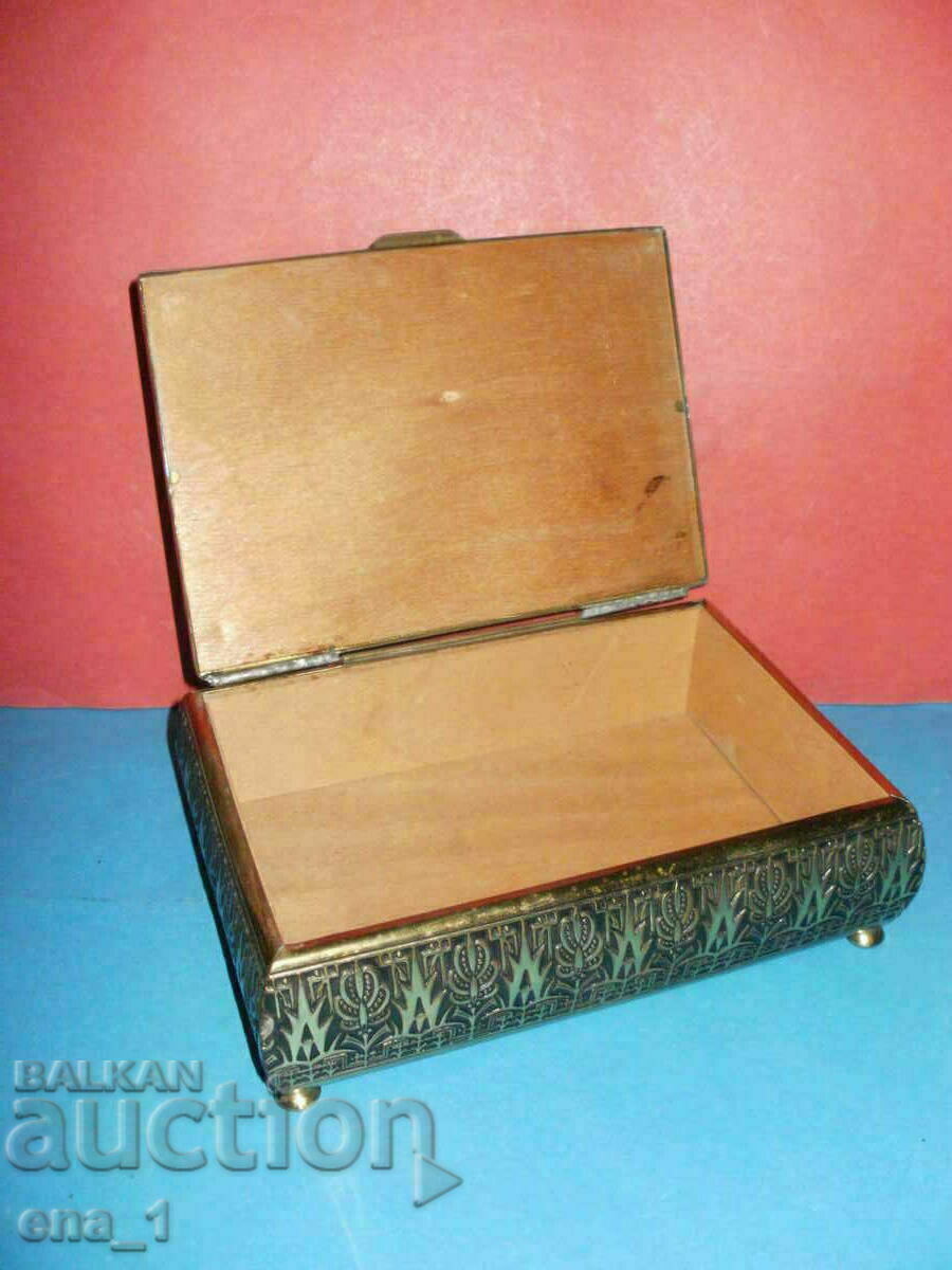 Old large Arabic metal box with ornaments with price 19.00 BGN | € 9.71 Old large Arabic metal box with ornaments with price 19.00 BGN | € 9.71