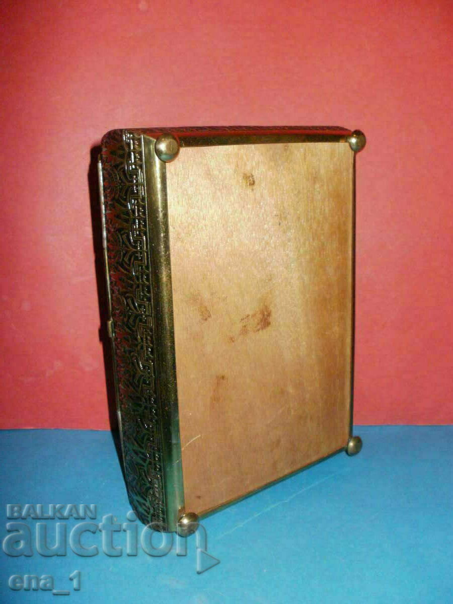 Old large Arabic metal box with ornaments - 6 Old large Arabic metal box with ornaments - 6