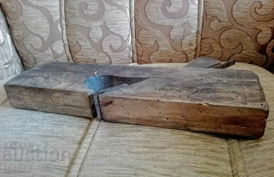 Auction Old woodworking planer with knife Auction Old woodworking planer with knife