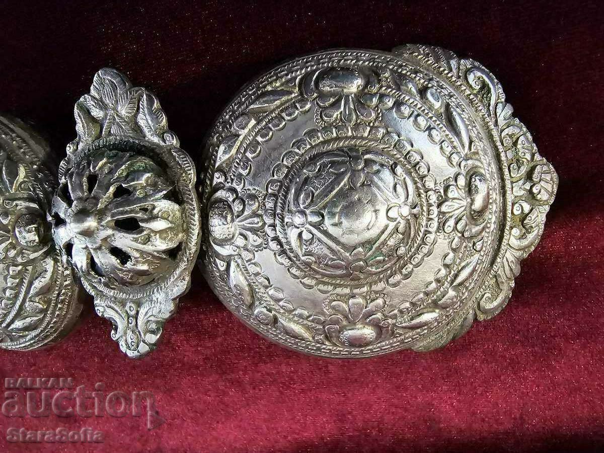 TABANCARE PAFTA SILVER RENASANCE. cu preț 590.00 BGN | € 301.66