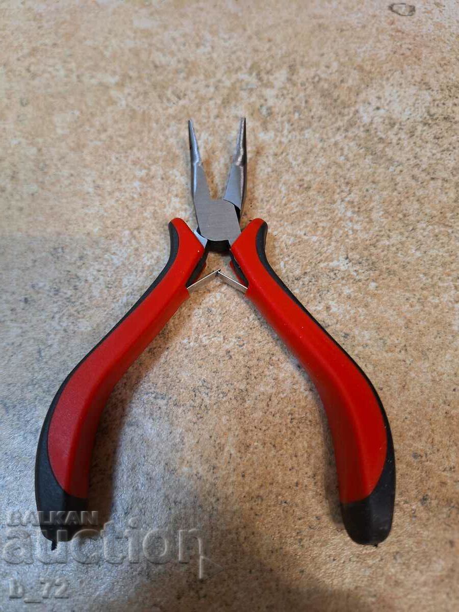 Delivery of Lot of pliers, new Delivery of Lot of pliers, new