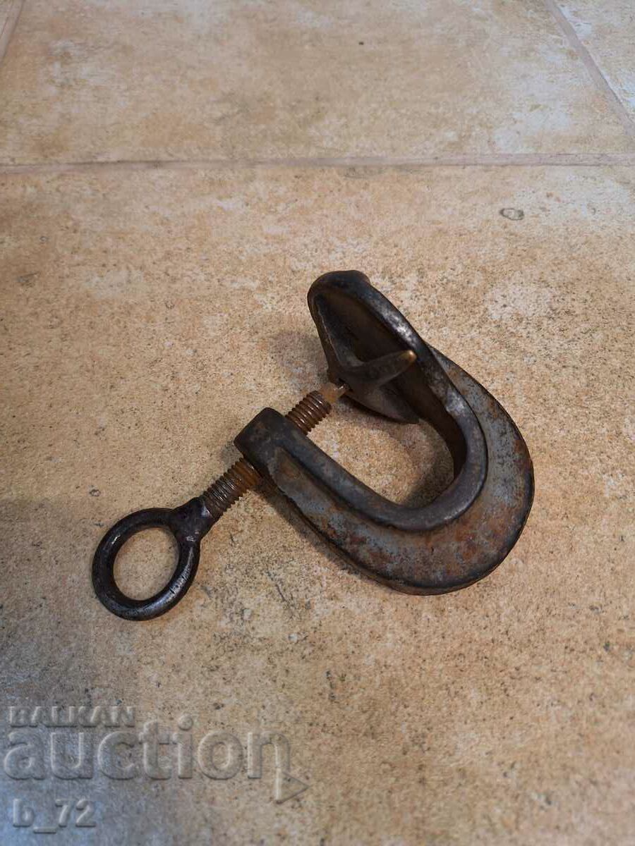 Delivery of Old tie Delivery of Old tie