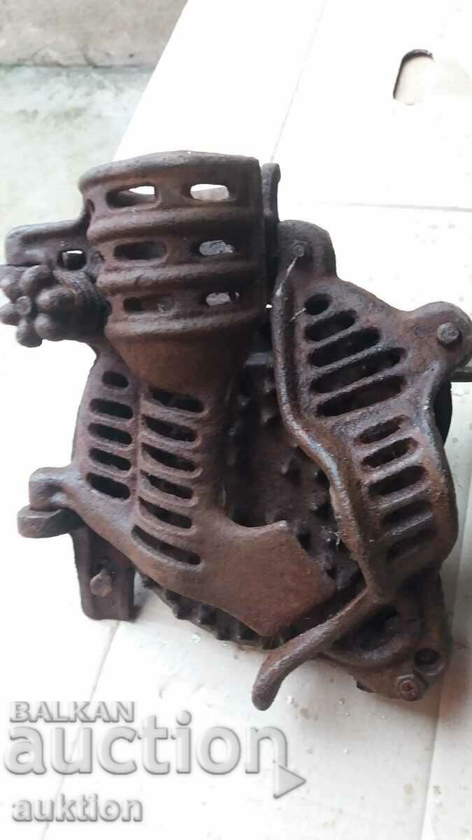 OLD REVIVAL CORN DROPPER - AUSTRIA - 7