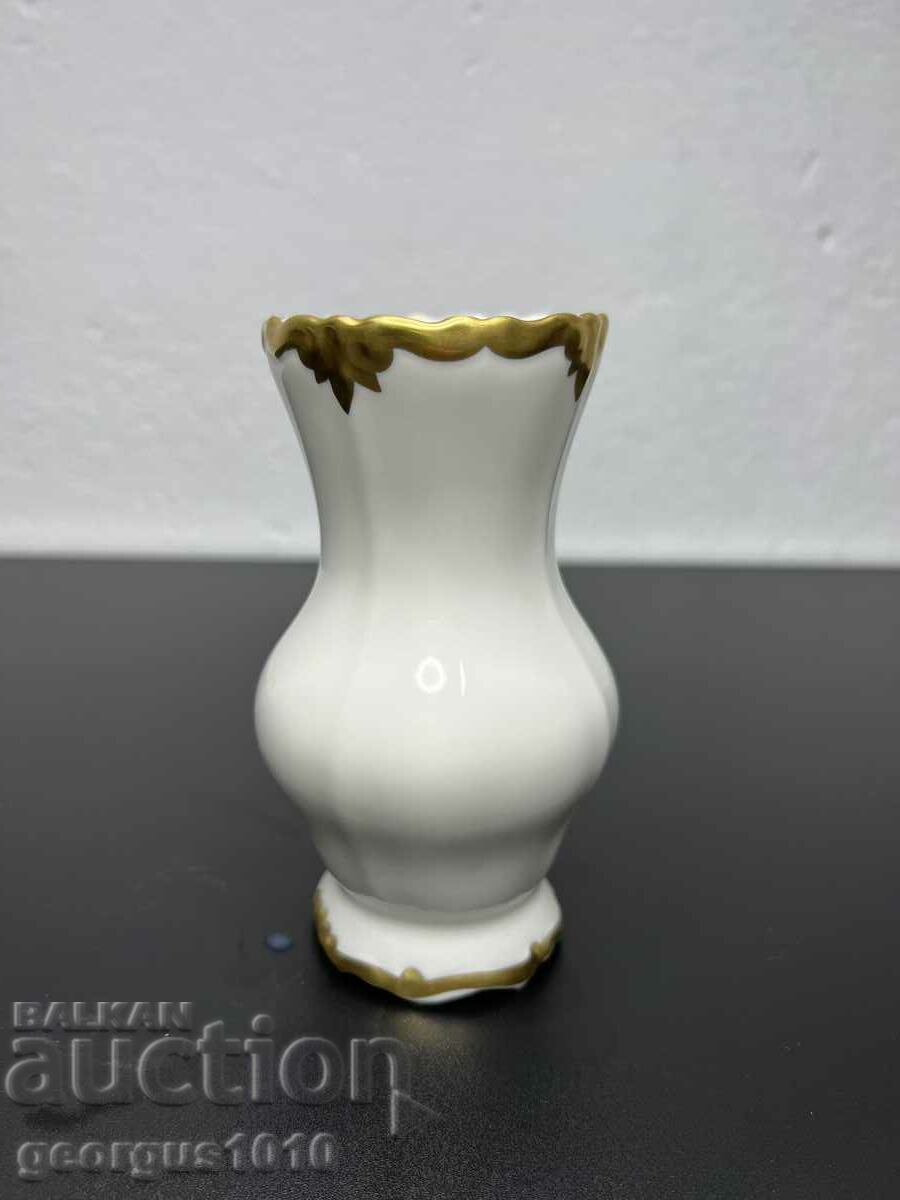 Porcelain vase #4886