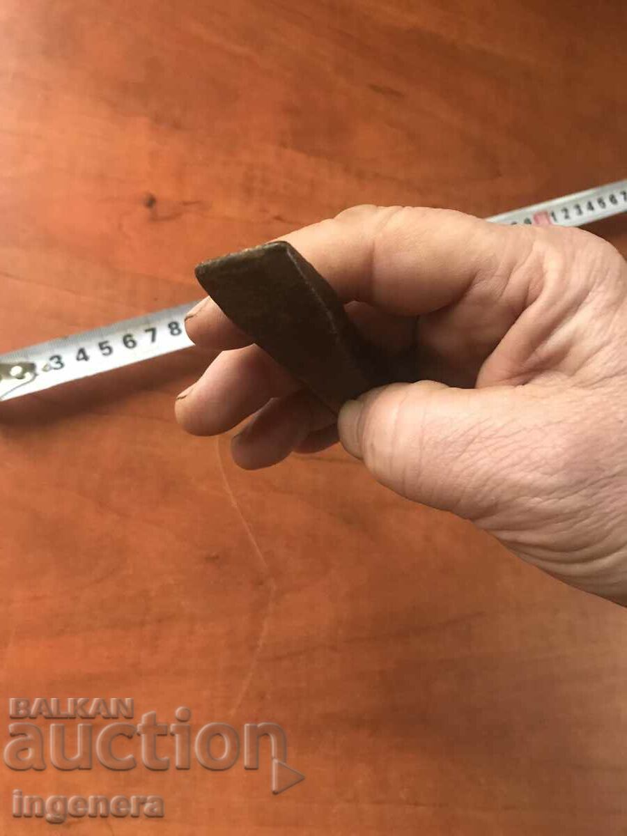 CUTTER OLD FORGED TOOL - 5 CUTTER OLD FORGED TOOL - 5