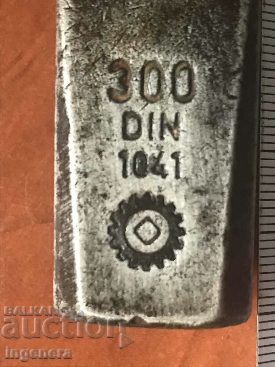 Licitație CIOCANUL VECHI INSTRUMENTA ORIGINALA MARCATA GERMANA Licitație CIOCANUL VECHI INSTRUMENTA ORIGINALA MARCATA GERMANA