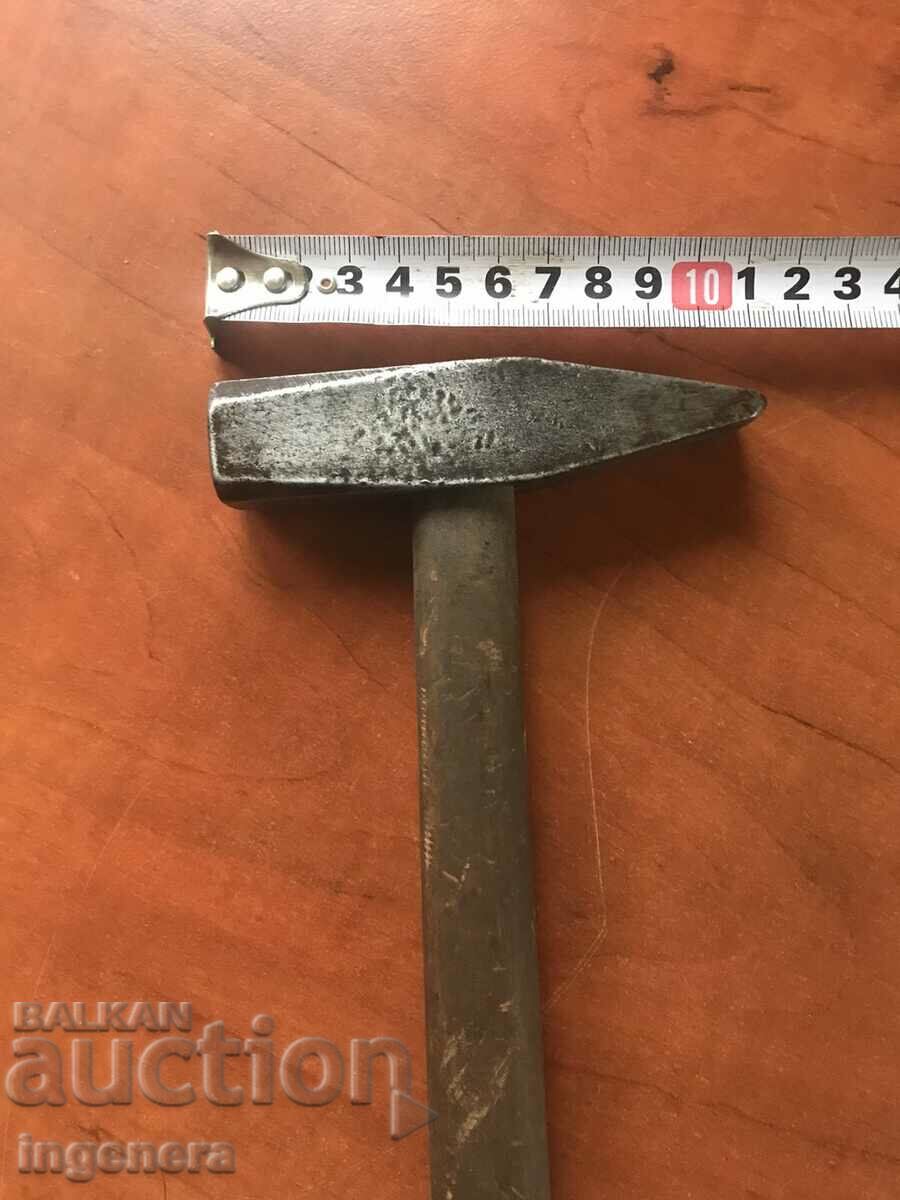 Livrarea CIOCANUL VECHI INSTRUMENTA ORIGINALA MARCATA GERMANA Livrarea CIOCANUL VECHI INSTRUMENTA ORIGINALA MARCATA GERMANA