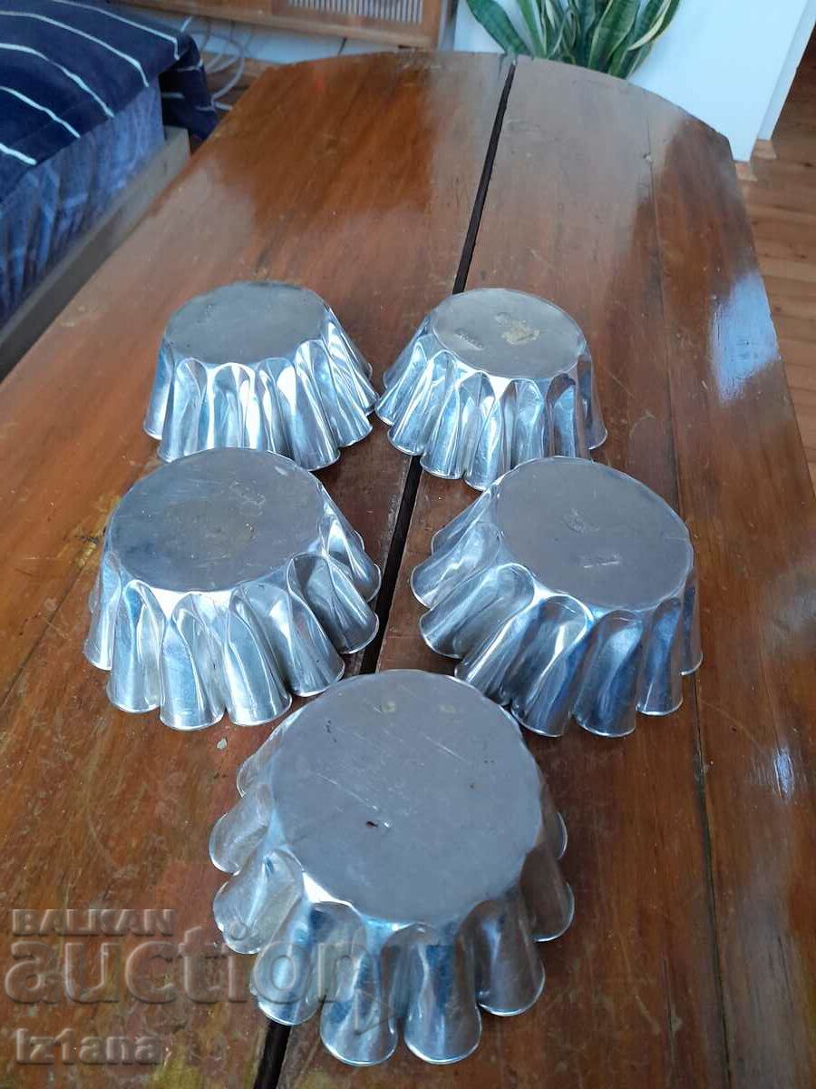 Old molds for sweets, muffins - 6 Old molds for sweets, muffins - 6