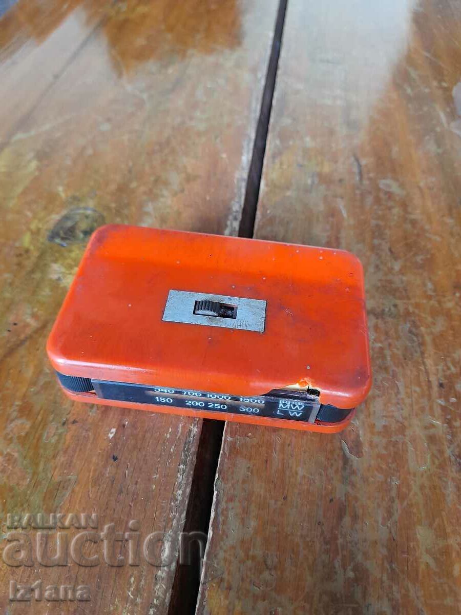 Old radio, radio receiver with price 30.00 BGN | € 15.34 Old radio, radio receiver with price 30.00 BGN | € 15.34