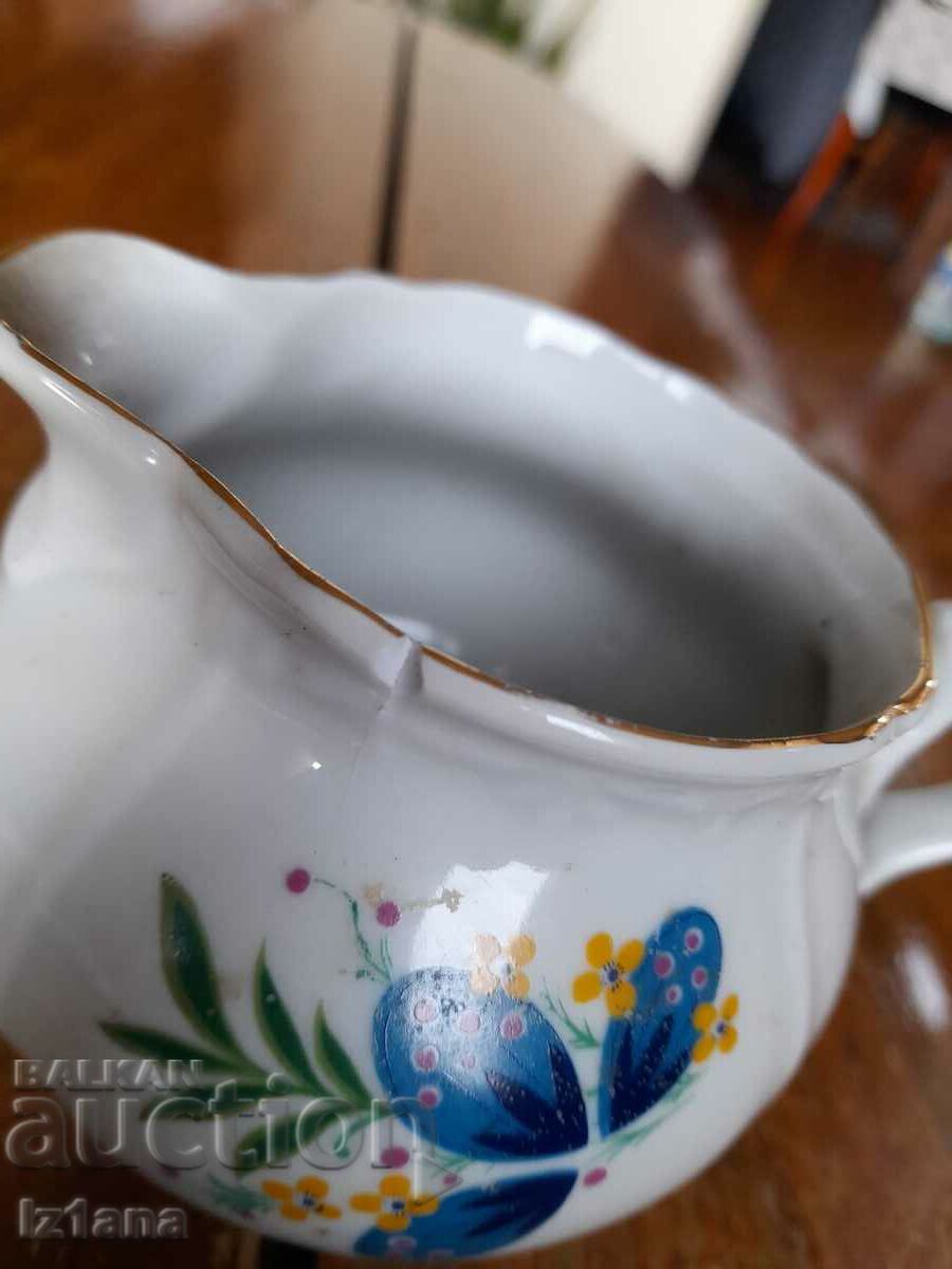 Auction Old porcelain jug, jug Auction Old porcelain jug, jug