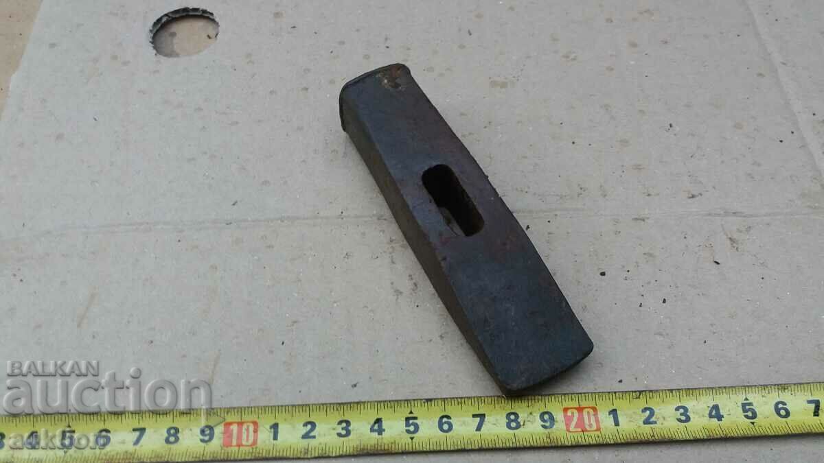 OLD HAMMER - TOOL - 5 OLD HAMMER - TOOL - 5