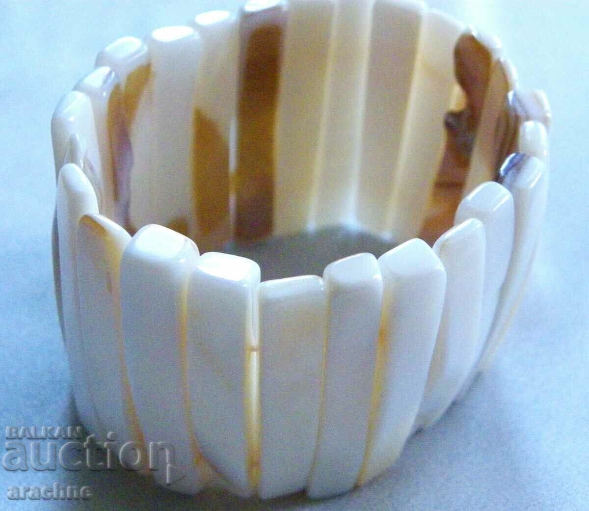 Auction Mother of pearl bracelet Auction Mother of pearl bracelet