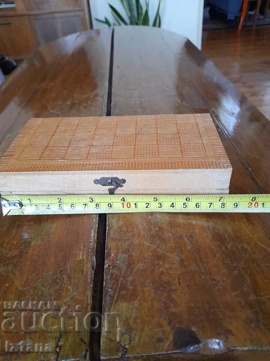 Old chess with price 30.00 BGN | € 15.34 Old chess with price 30.00 BGN | € 15.34