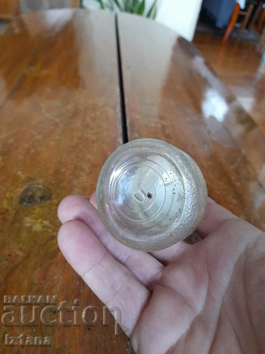 Delivery of Old jar of Metamorphosis cream Delivery of Old jar of Metamorphosis cream