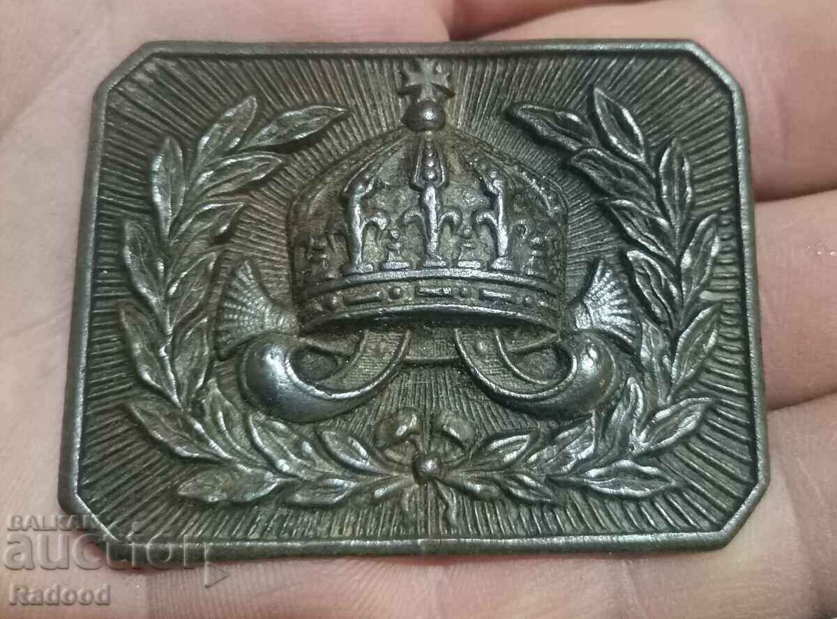 Royal buckle