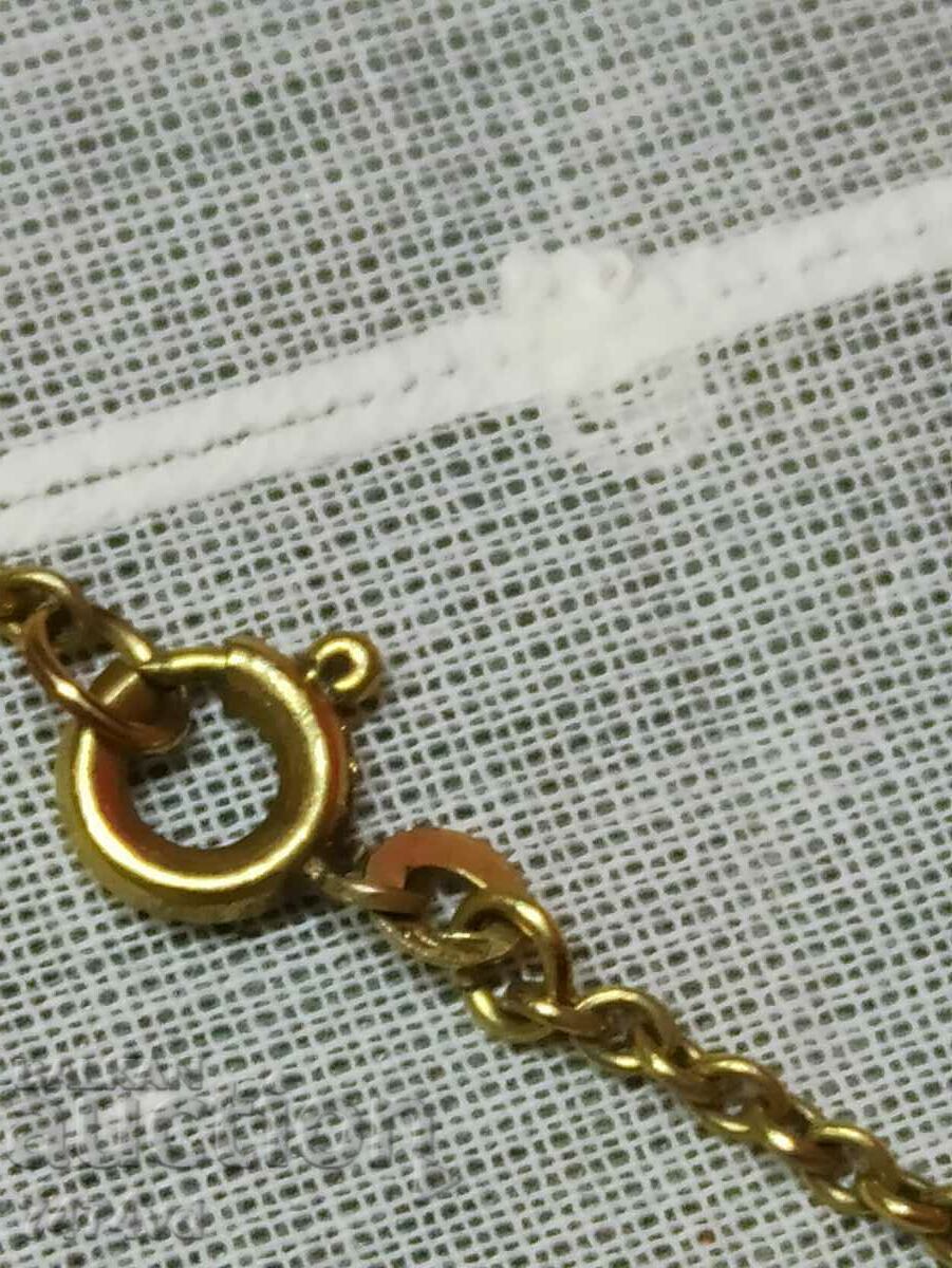 Delivery of GOLD PLATED STYLE NECKLACE Delivery of GOLD PLATED STYLE NECKLACE