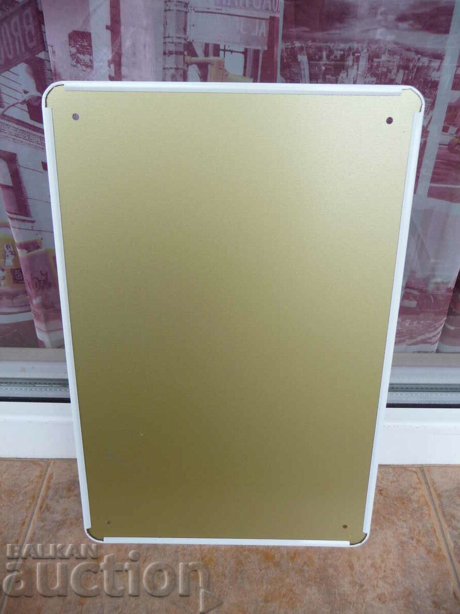 Δημοπρασία Μεταλλικό πιάτο φαγητό Queen of cupcakes master chef muffin Δημοπρασία Μεταλλικό πιάτο φαγητό Queen of cupcakes master chef muffin