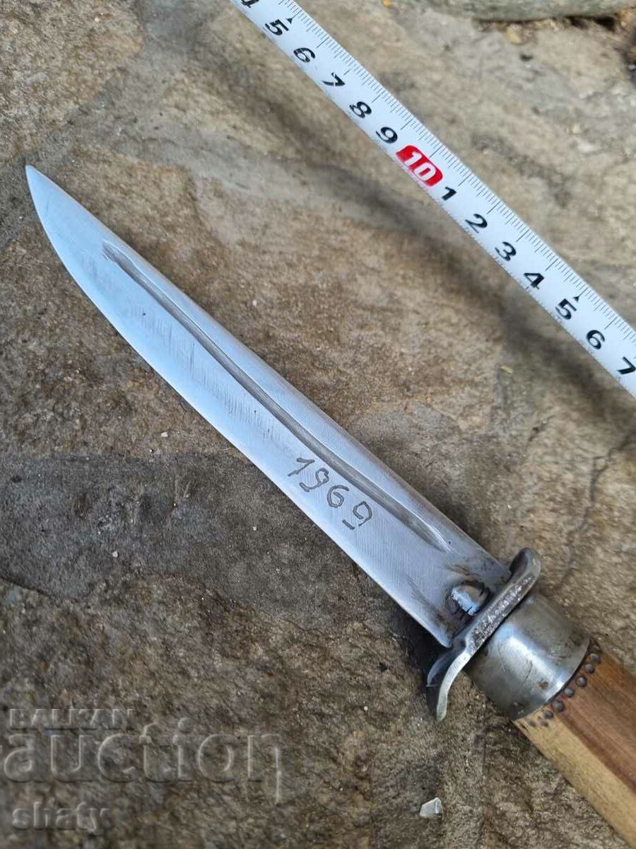 An old knife - 6 An old knife - 6