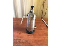 MAȘINA DE CAFEA ANTICĂ DE LA SOCA
