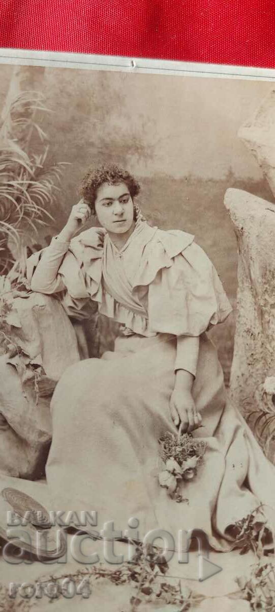 Delivery of DIMITAR KARASTOYANOV - CARDBOARD Delivery of DIMITAR KARASTOYANOV - CARDBOARD