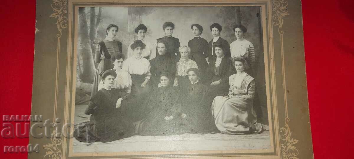 Delivery of OLD PHOTO - CARDBOARD Delivery of OLD PHOTO - CARDBOARD