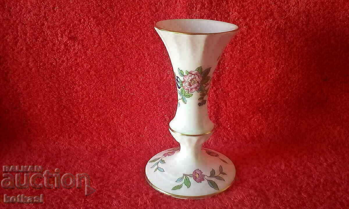 Παράδοση Παλαιός όμορφος πορσελάνινος κηροπήγιο Αγγλίας AYNSLEY Παράδοση Παλαιός όμορφος πορσελάνινος κηροπήγιο Αγγλίας AYNSLEY